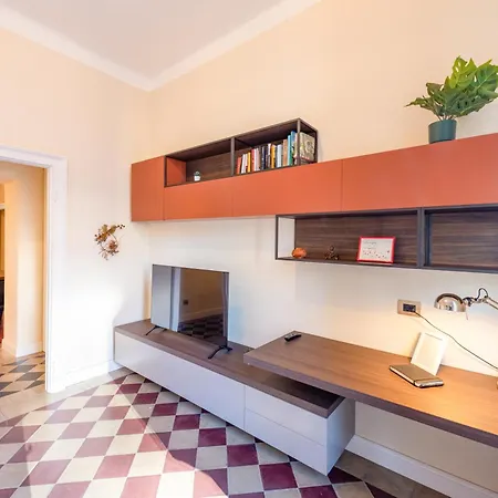 Apartmán 10' Duomo & Station Large Milán